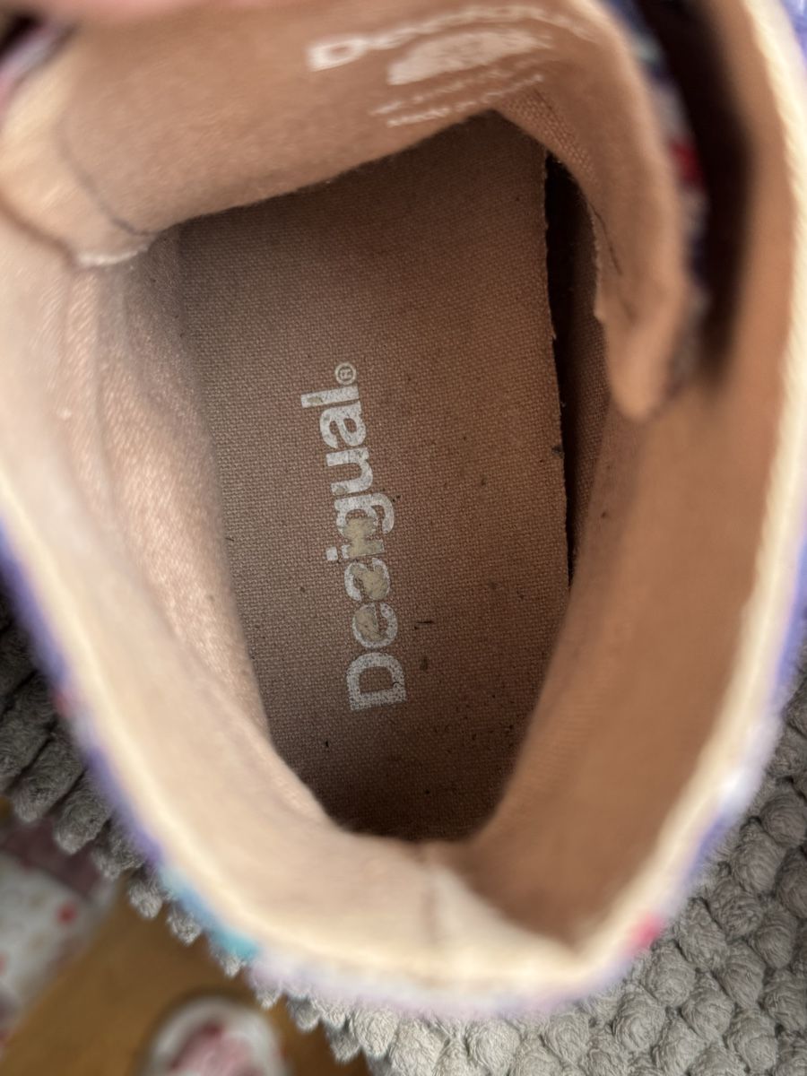 Desigual Damenschuhe: Desigual Sneaker, Turnschuhe Gr 37 – Gebraucht aus Lotzwil von Tgdromad 4
