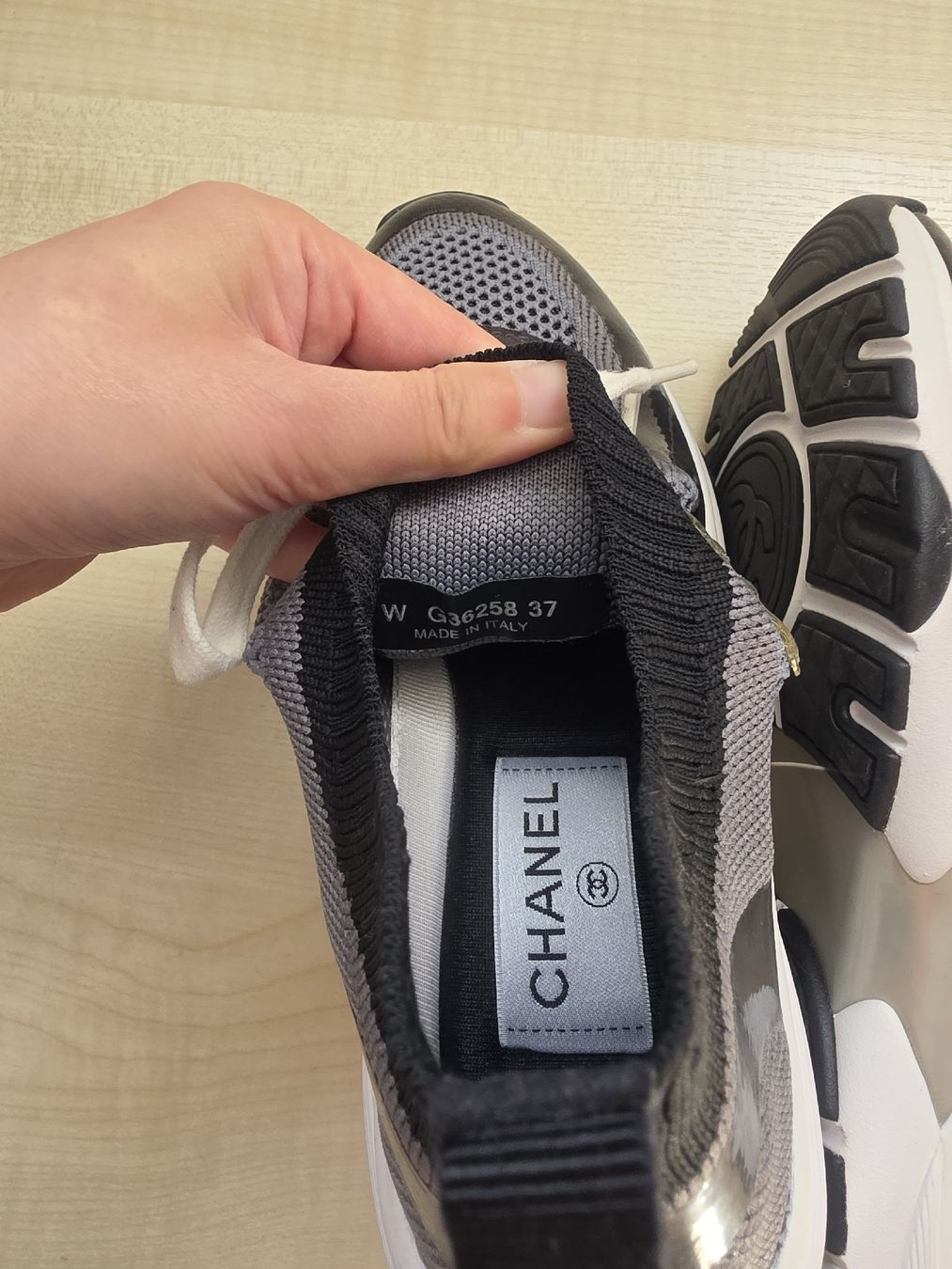 Chanel Scarpe da donna: Chanel 22 Cruise Schwarzer Sneaker – Nuovo (secondo la descrizione) da Baar venduto da reijin90 5