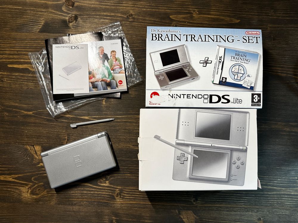 Nintendo DS Lite + Games | Kaufen auf Ricardo