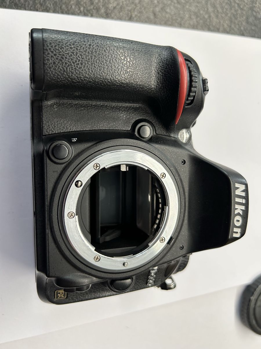 Nikon Kamera: Nikon D600 Spiegelreflexkamera - mit Zubehör – Gebraucht aus Leuzigen von nora999 1