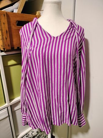 Bluse Comma gr 40  aus 100% viskose