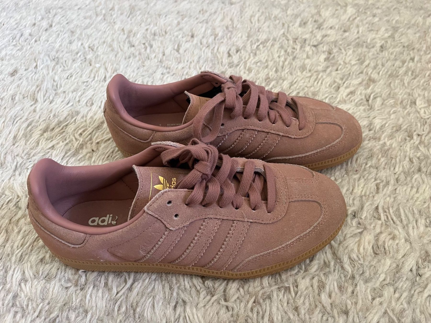 Adidas Scarpe da donna: Adidas Samba suede altrosa Gr. 391/3 – Usato da Utzenstorf venduto da Ismaele 1