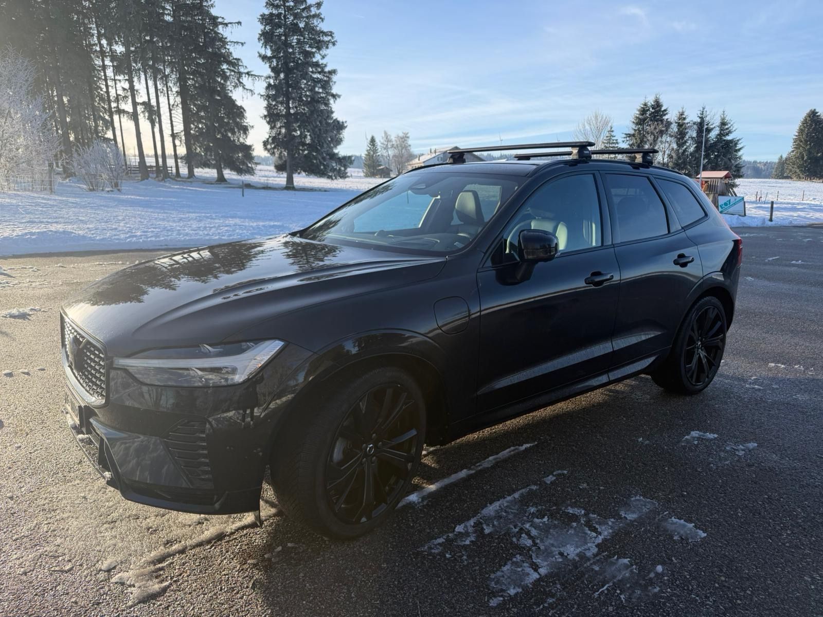 Volvo Automobili: Volvo XC60 Black Edition T8 TE – Usato da Tramelan venduto da ALFJ5