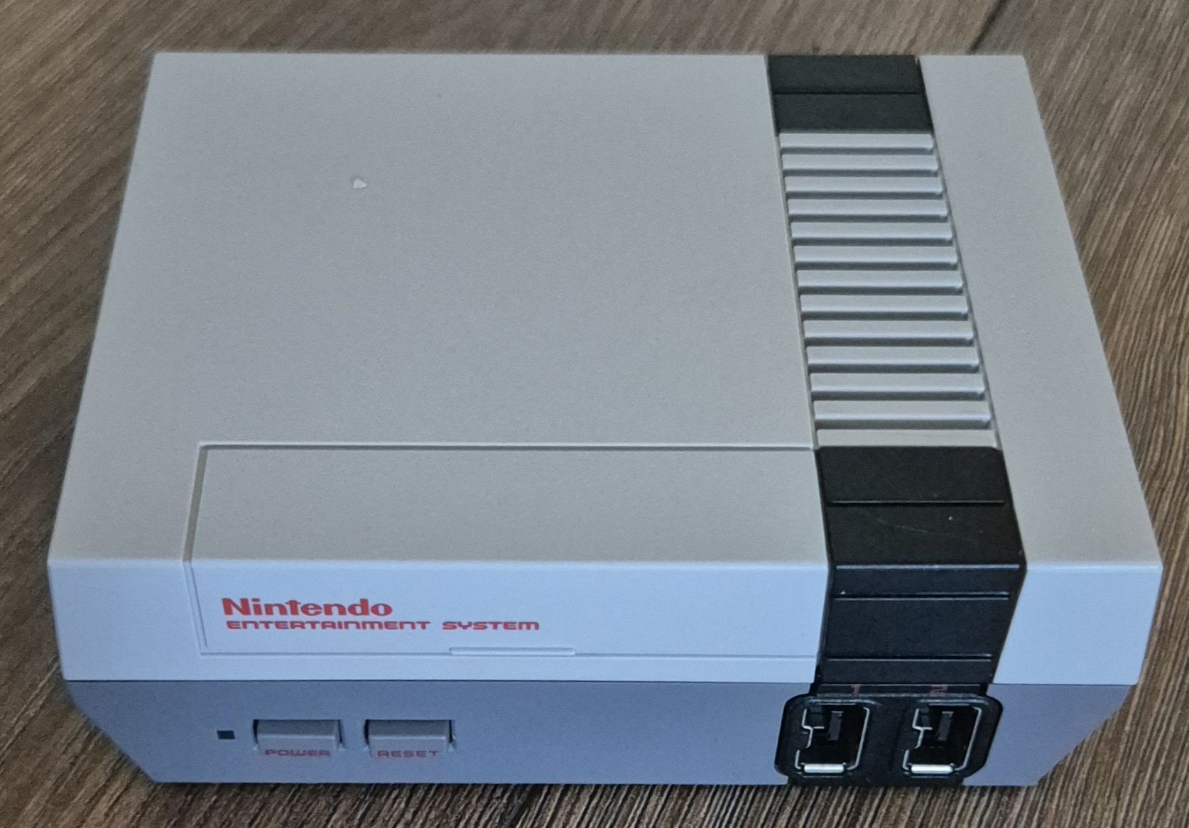 Nintendo Console: NES Classic Mini mit 2 Controller – Usato da Dinhard venduto da Rdnex 1