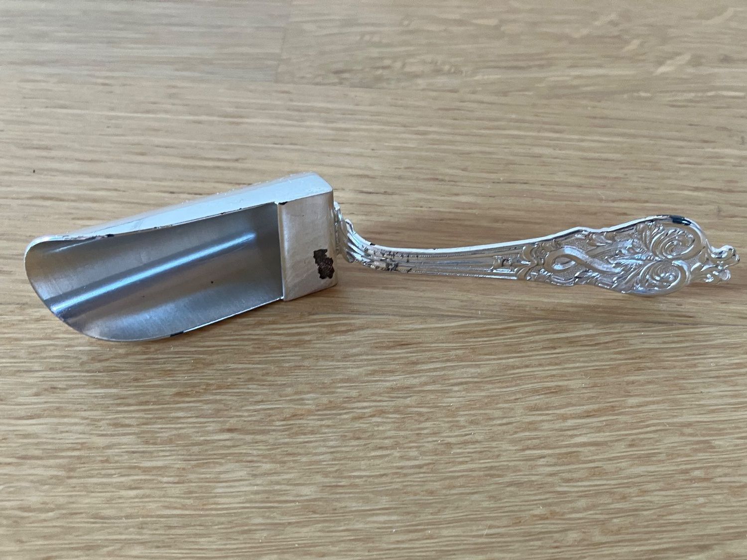Cucchiai: Antiker niederländischer Silber-Tee-Caddy-Löffel – Usato da Bern venduto da schoenisache 1