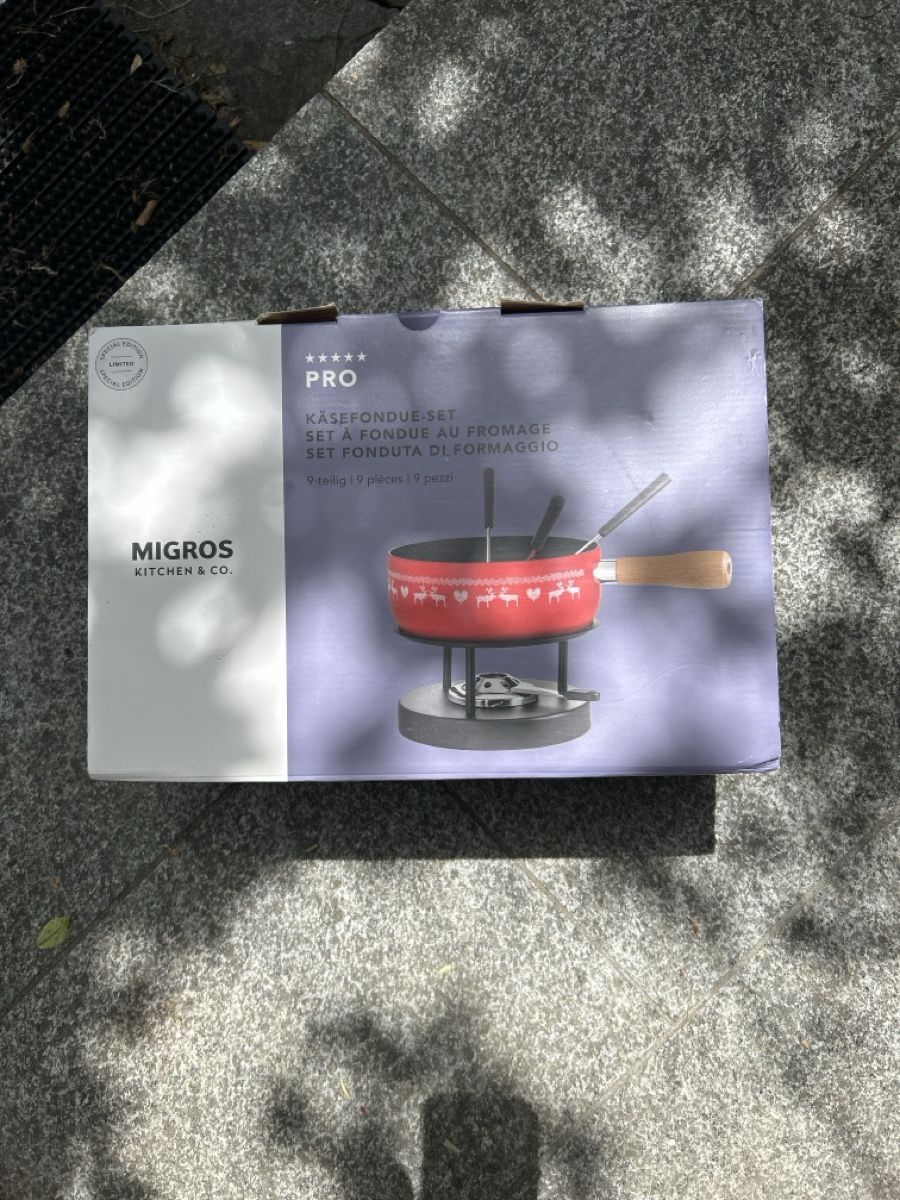 Migros Padelle: Migros Fondue Set neu – Usato da Bonstetten venduto da Ebano-