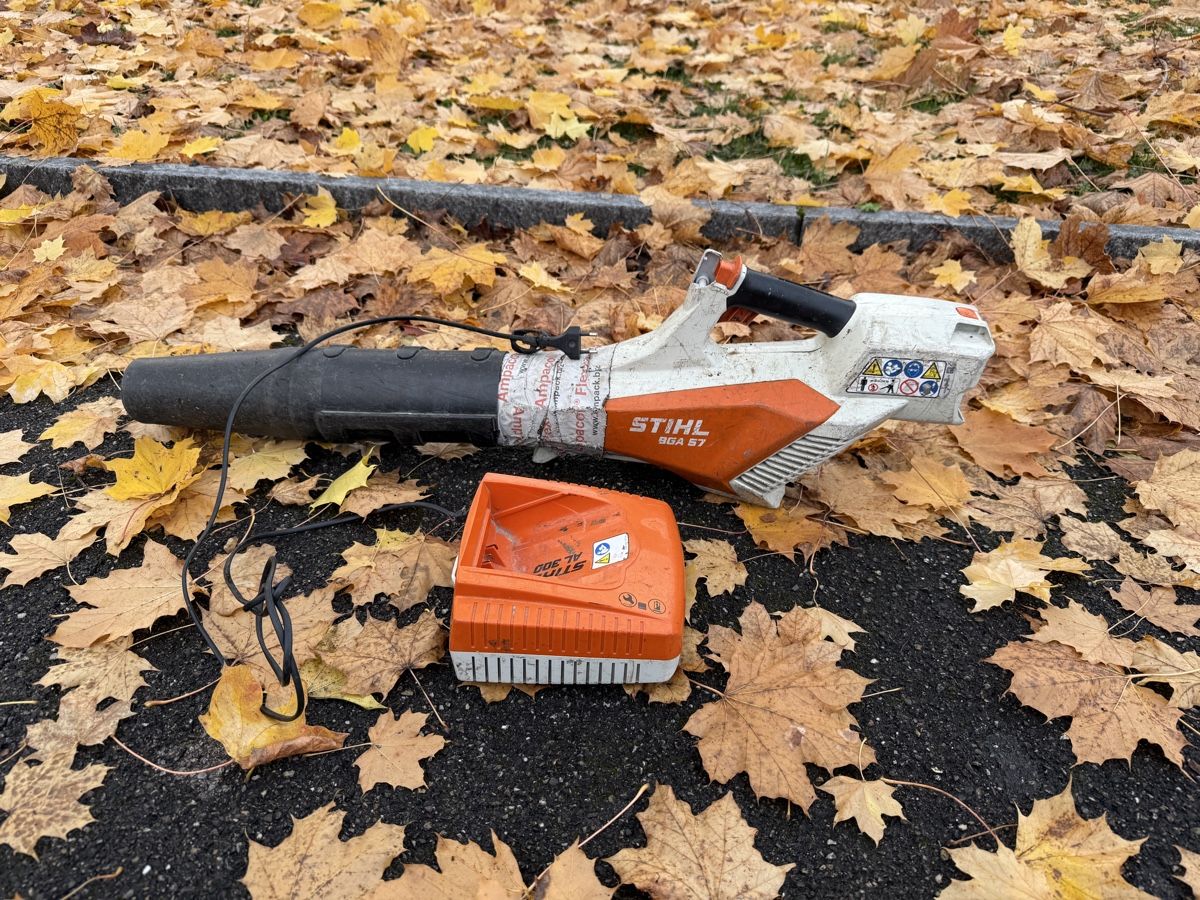 Stihl Alle Maschinen: stihl luftblasen – Gebraucht aus courrendlin von Br7montages 1