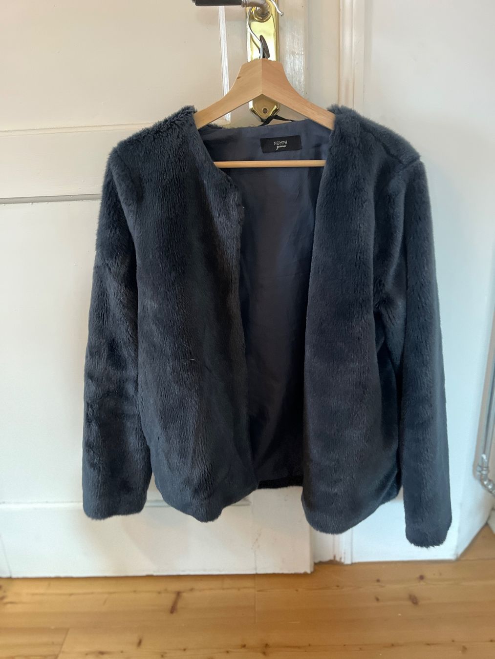 Giacche: Fake-Pelz Jacke – Usato da Ebikon venduto da rai_wyg9