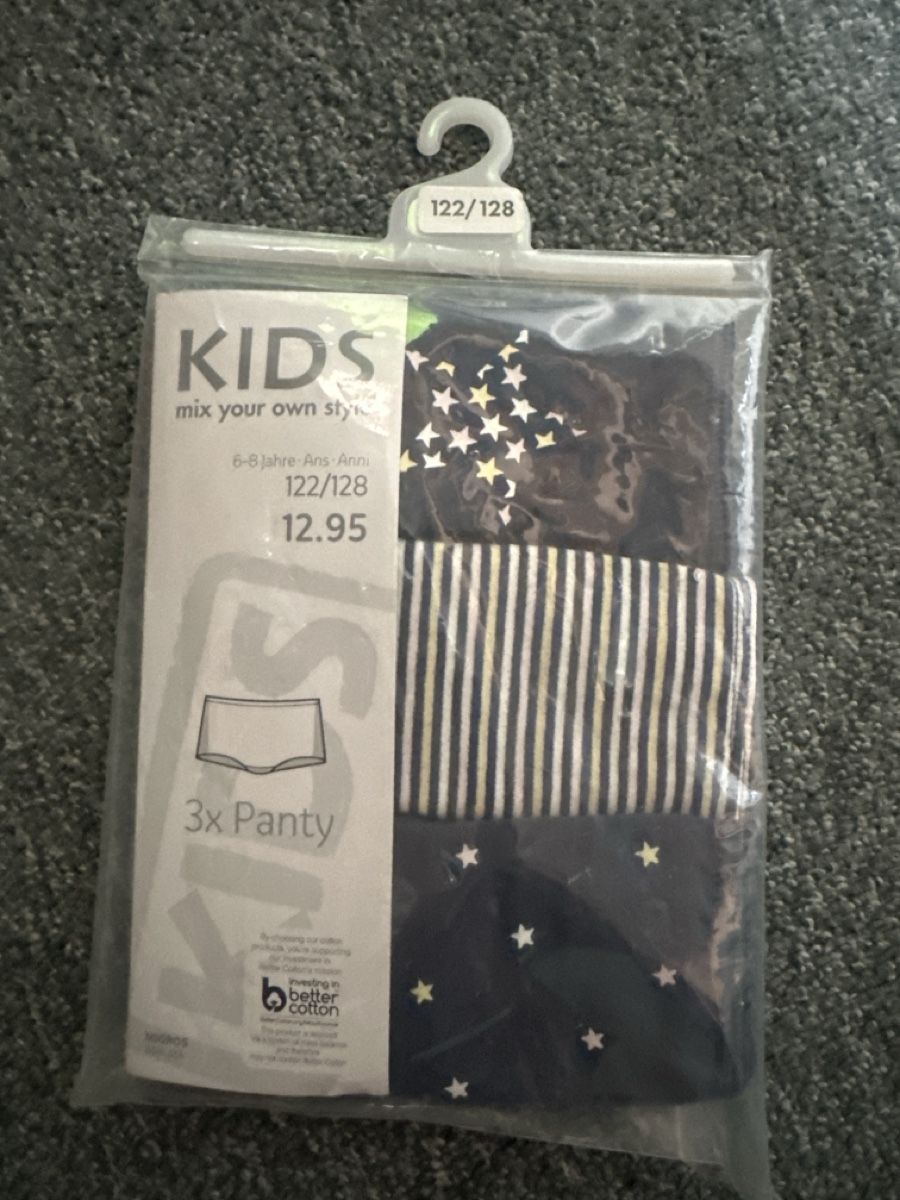Migros Pigiama & Simili: Pyjama/ Pantys neu  – Nuovo e nell'imballaggio originale da Baltschieder venduto da YmroBe 1