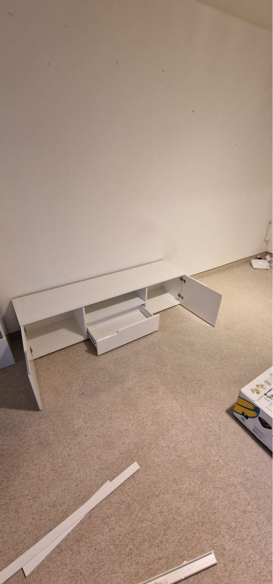 Mobili TV: TV Möbel + Glasvitrine – Usato da Rapperswil SG venduto da Benji81992 4