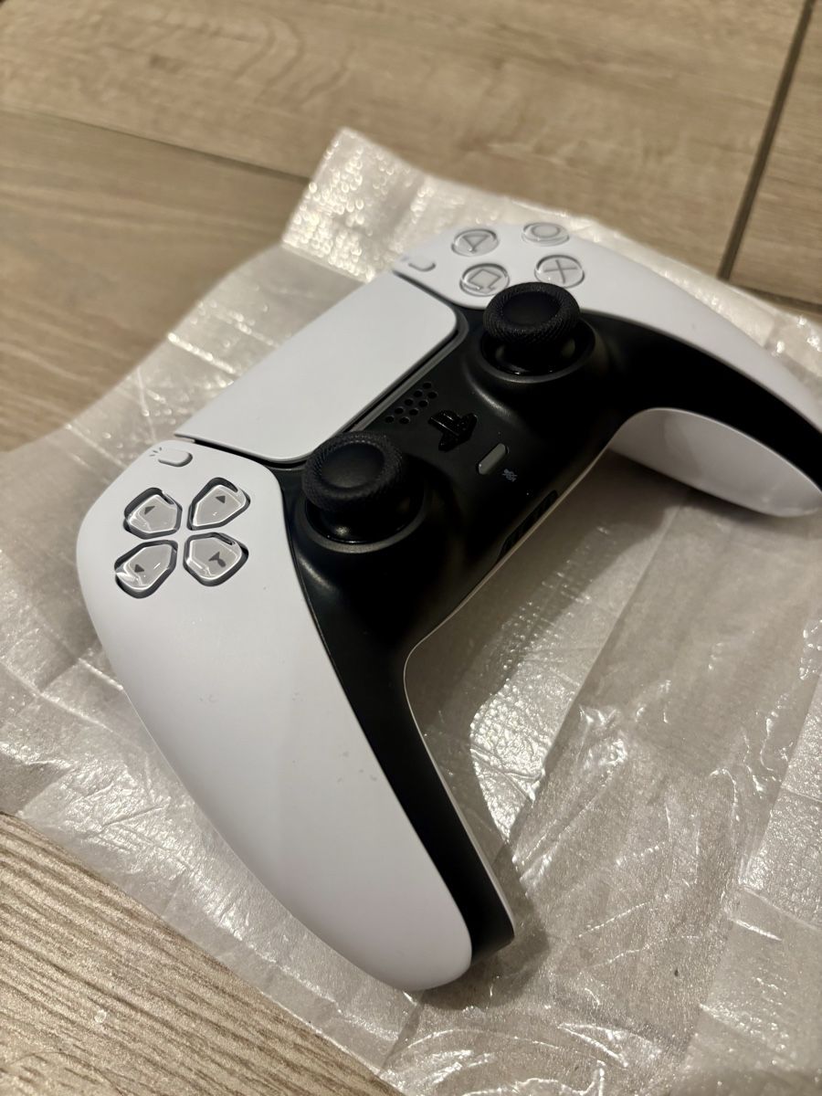Sony Telecomandi: Sony DualSense Wireless-Controller – Nuovo (secondo la descrizione) da Perly venduto da che_mcr6 1