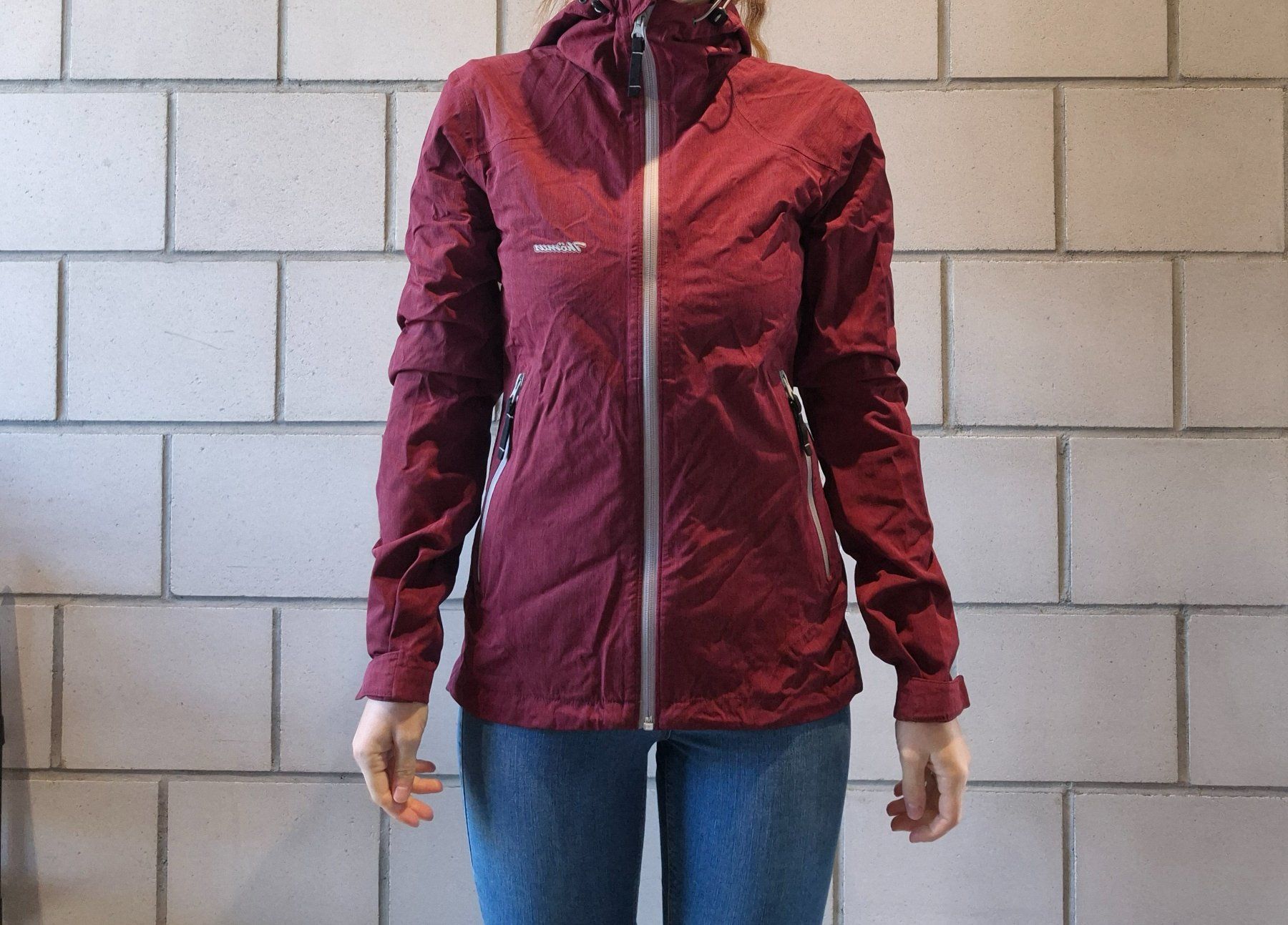 Thömus Giacche: Thömus Regenjacke Damen – Usato da Mühlethurnen venduto da Jasmin1160
