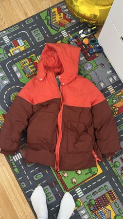 Winterjacke für Mädchen aus H&M 134