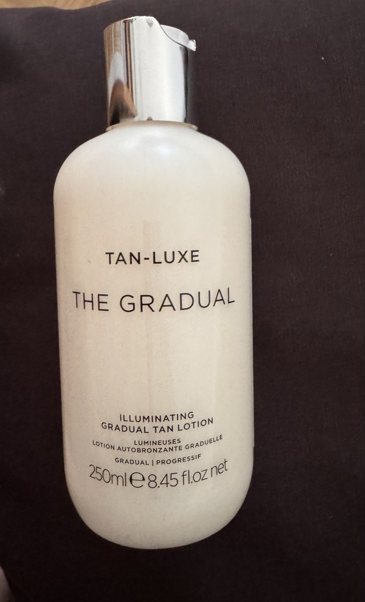 Bräunungscrèmes: Tan Luxe Gradual Tanning Lotion – Neu (gemäss Beschreibung) aus Bern von chr_y8f7