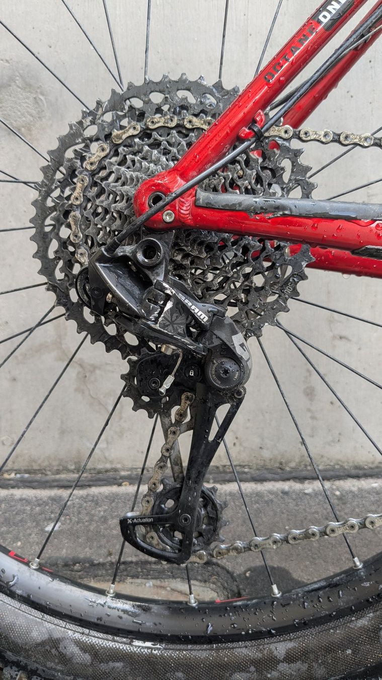 Velos: Octane One Prone Enduro/Trail Hardtail L mit RockShox Pike – Gebraucht aus Zürich von cvirlou 7