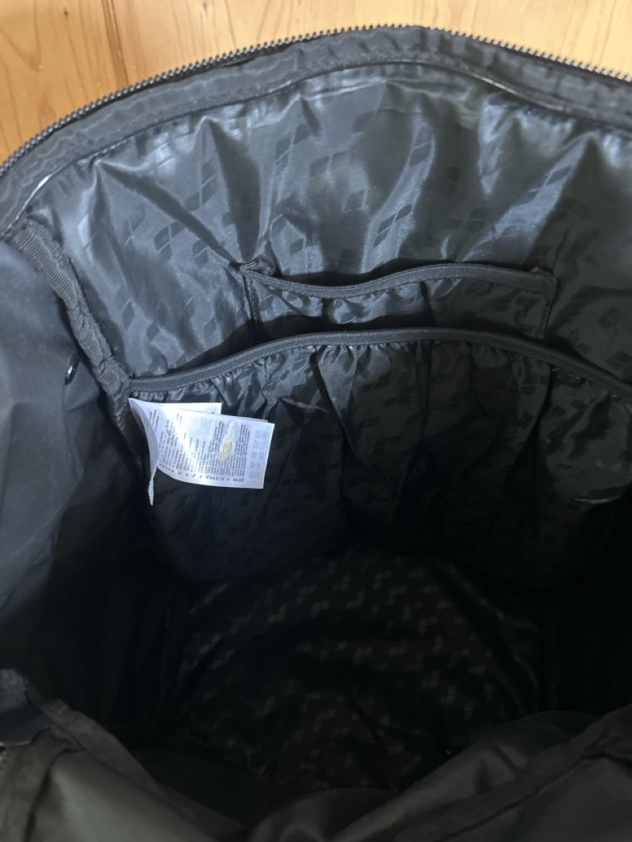 Arena Sacs à dos: Arena Schwimmrucksack – D'occasion à Bülach par Chicken_nugget 1