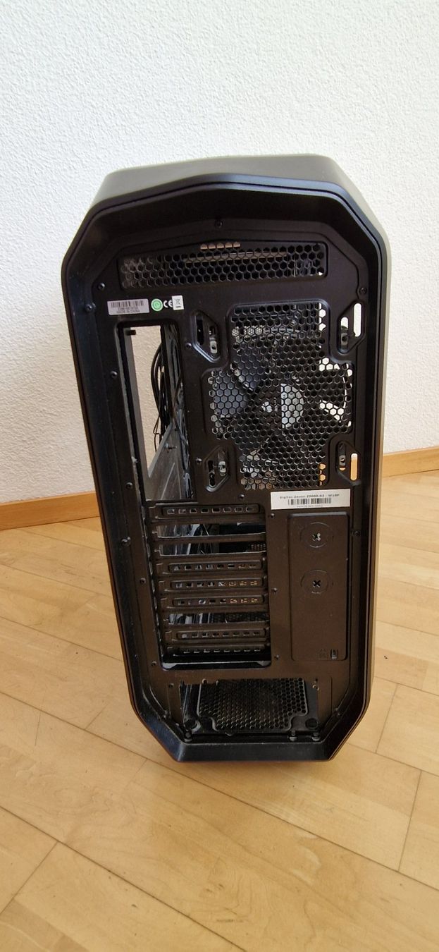 Custodie: PC Tower Case mit viel Platz – Usato da Berneck venduto da bra_66zr 3