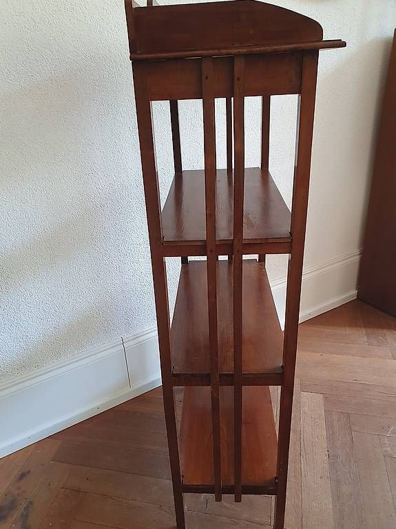 Scaffali: Jugendstil regal  – Usato da Olten venduto da stritten 2