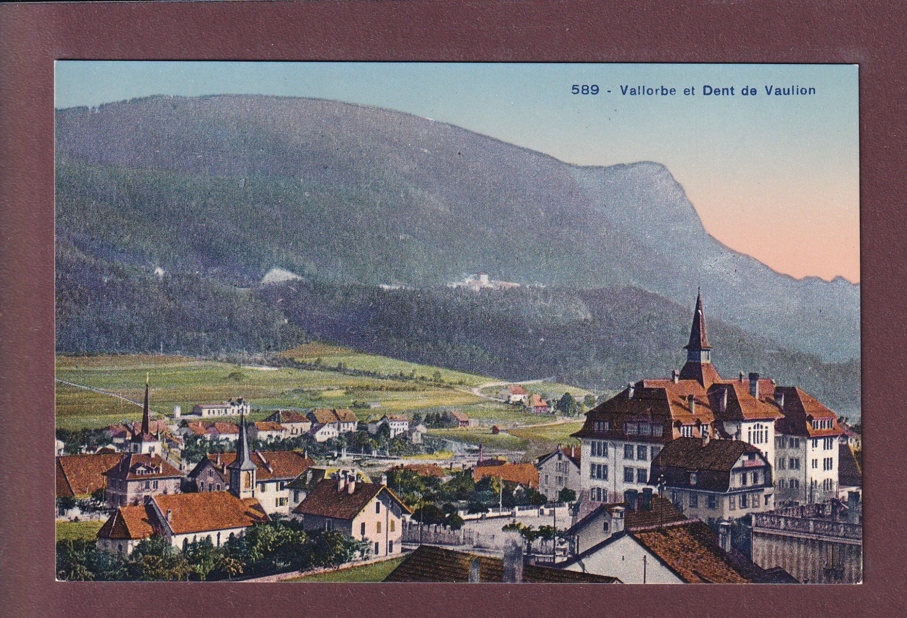 Cartoline postali: VALLORBE - Collège - Dent de Vaulion – Usato da Pully venduto da nicecards