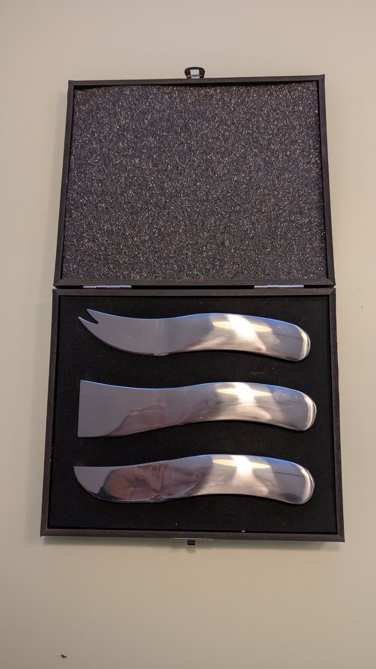 Elettrodomestici da cucina: DocuMatrix - Käsemesserset – Nuovo e nell'imballaggio originale da Baden venduto da roggischoggi 1