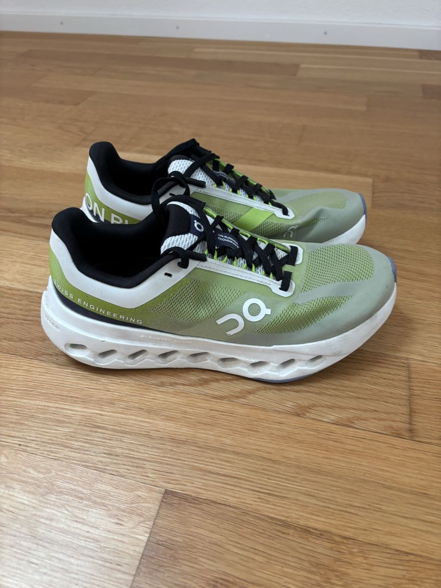 On Scarpe da donna: ON Running Cloudsurfer Next Kiwi / Ivory 37.5 – Nuovo (secondo la descrizione) da Bettwiesen venduto da ras_9rk9 2