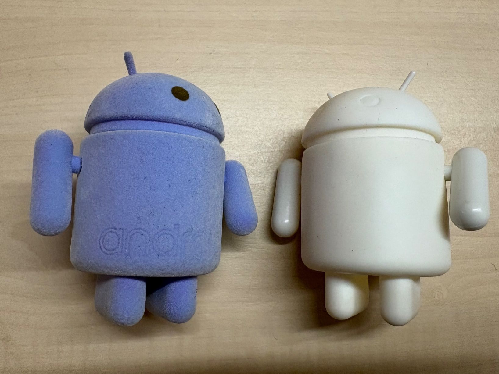 Statuette: Android Figuren 12 Stk. – Usato da Rümligen venduto da Sibill 5