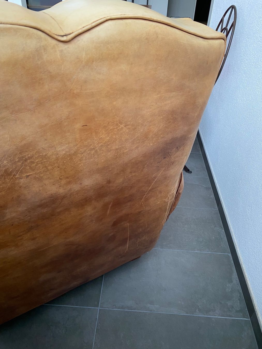 Poltrone: Fauteuil en cuir – Usato da St-Sulpice VD venduto da yasmine.assaf 3