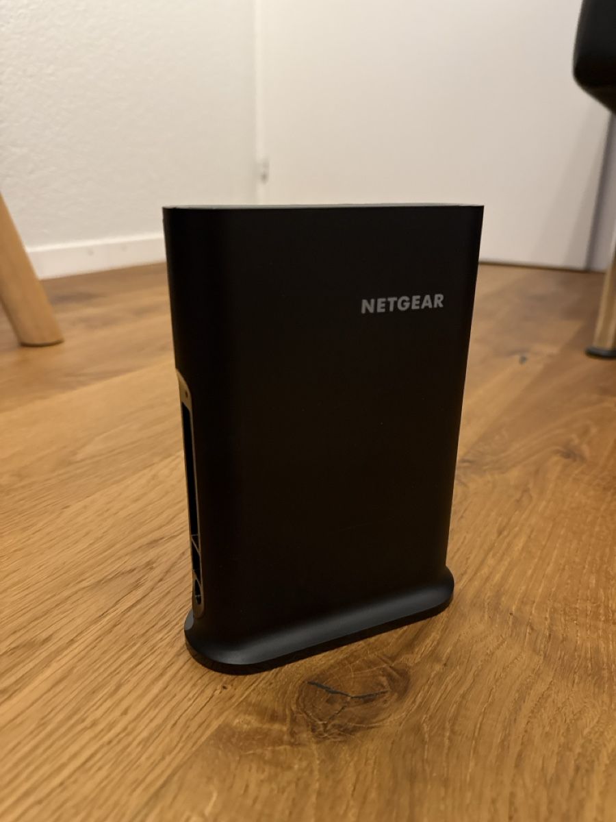 Netgear Modems & Router: Netgear AX1800 Router – Neu (gemäss Beschreibung) aus Belp von __noahnoah__