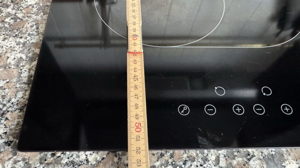 Cucine: Glaskeramik-Kochfeld mit 4 Platten Touch Control – Usato da Urtenen-Schönbühl venduto da Denis. 1