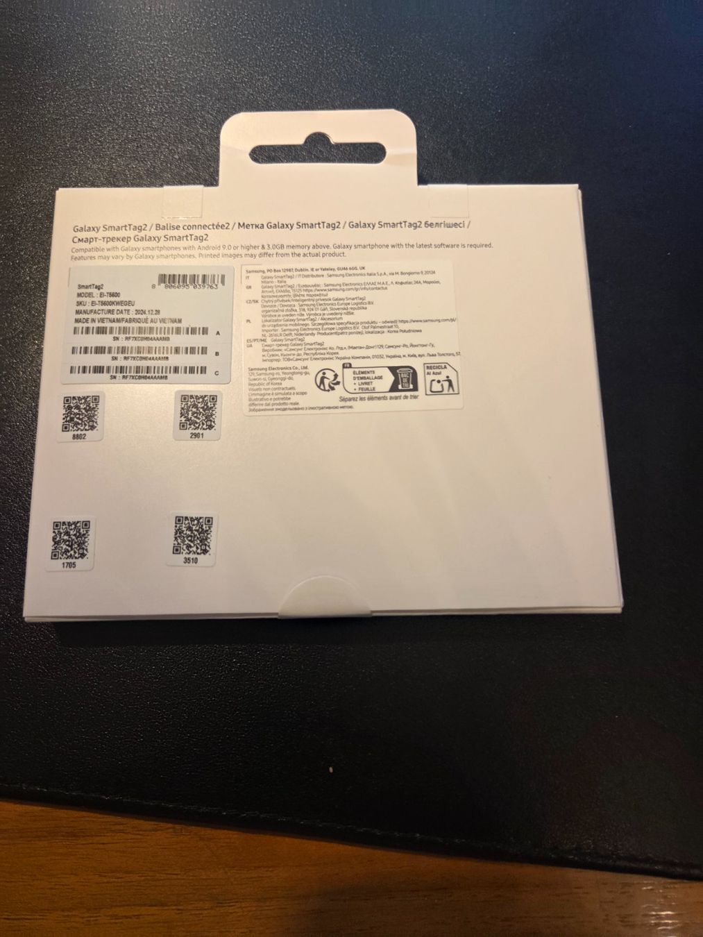 GPS & Strumenti di misurazione: Samsung Galaxy SmartTag2, 4er Pack Schwarz/Weiss – Nuovo e nell'imballaggio originale da Ebmatingen venduto da Bornholm_2006 1