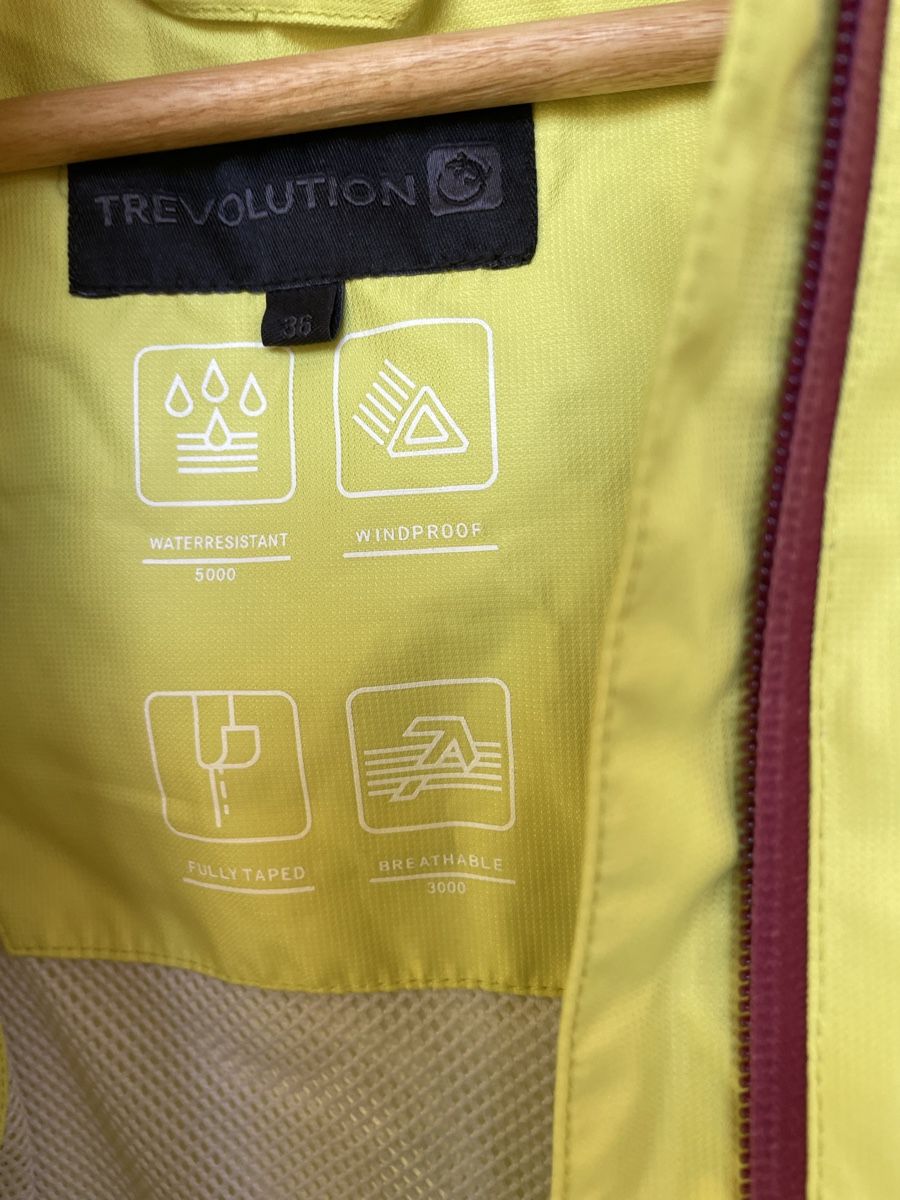 Trevolution Giacche: Regen Jacke von Trevolution Grösse 36 – Nuovo (secondo la descrizione) da Au/ZH venduto da markthallerapperswil 3
