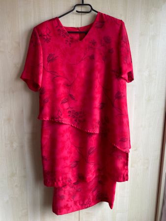 wunderschönes leichtes Kleid, Gr. 38/40; 2-teilig, gefüttert