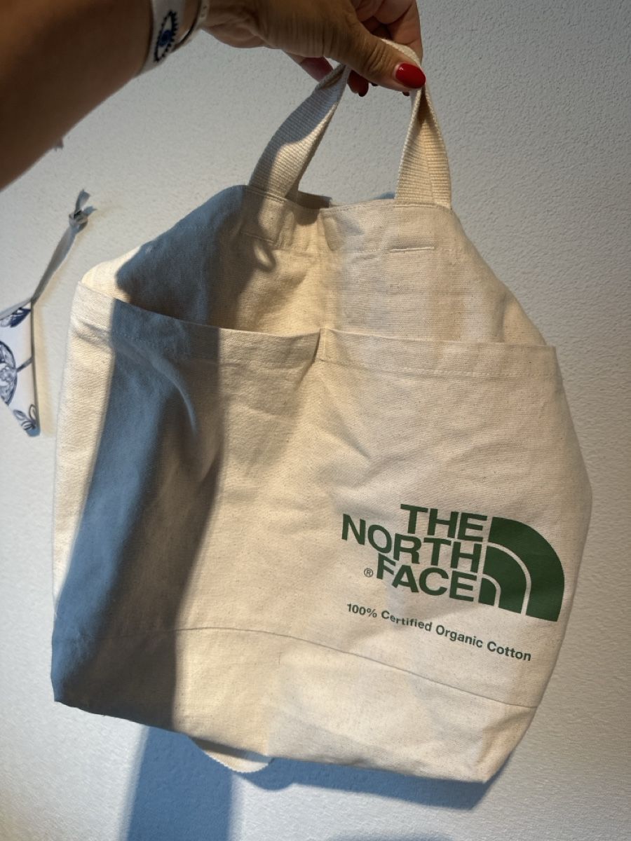 North Face Taschen: The North Face Shopper Tasche  – Gebraucht aus Bassersdorf von Ayumiyamaguchi 1