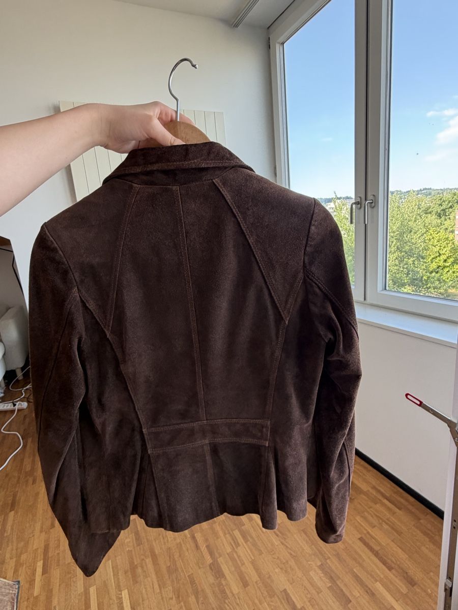 Giacche: Wildlederjacke in top Zustand!  – Nuovo (secondo la descrizione) da Kreuzlingen venduto da _Sophia_Beyeler_ 3