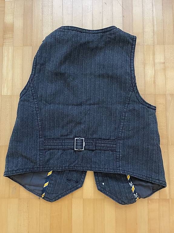 Altro abbigliamento per bambino: Kinder Gilet Gr 98 und 110 – Usato da Endingen venduto da andrealita1983 4