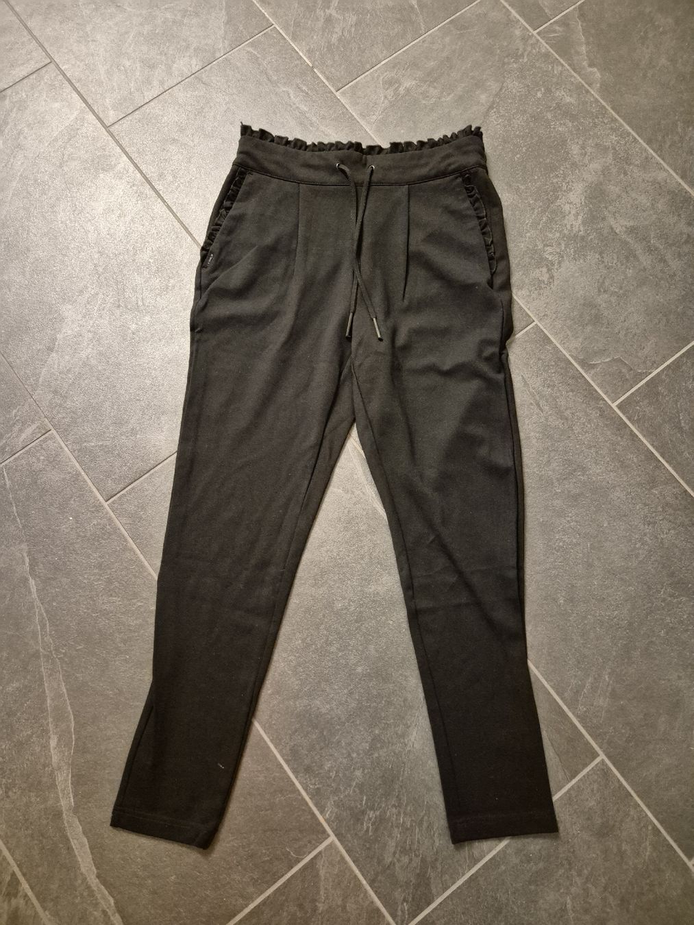 Only Pantaloni: schwarze Only Hose – Nuovo (secondo la descrizione) da Kehrsatz venduto da flu_2lhj