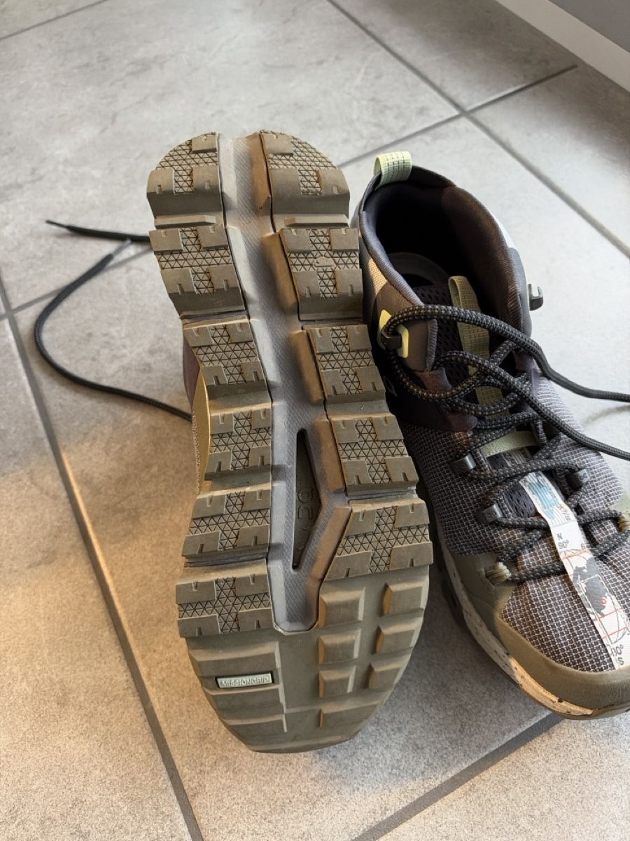 On Chaussures hommes: On Wanderschuhe Cloudtrax Grösse 40.5  – D'occasion à Frutigen par hoelzel488 1