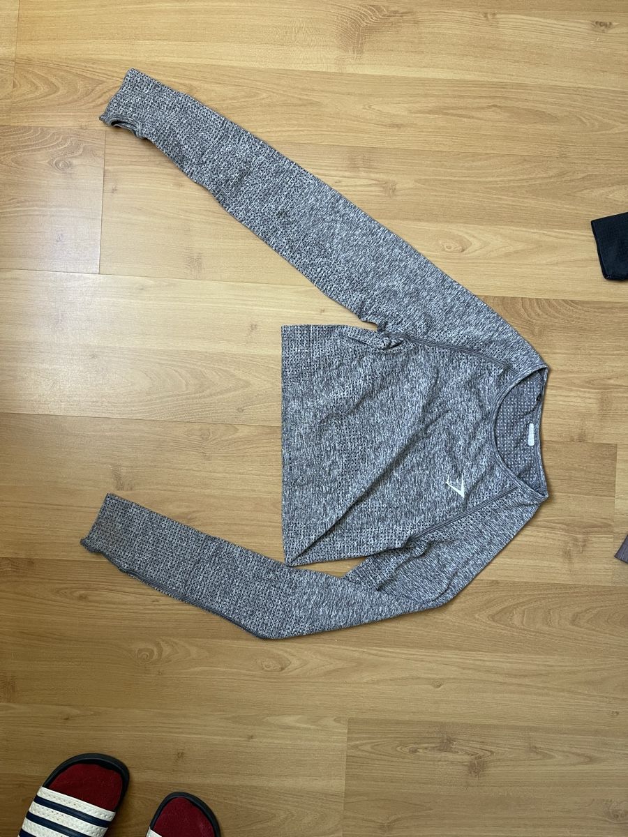 Gymshark Tops: Gymshark Longsleeve Top – Gebraucht aus Bern von jeh0815