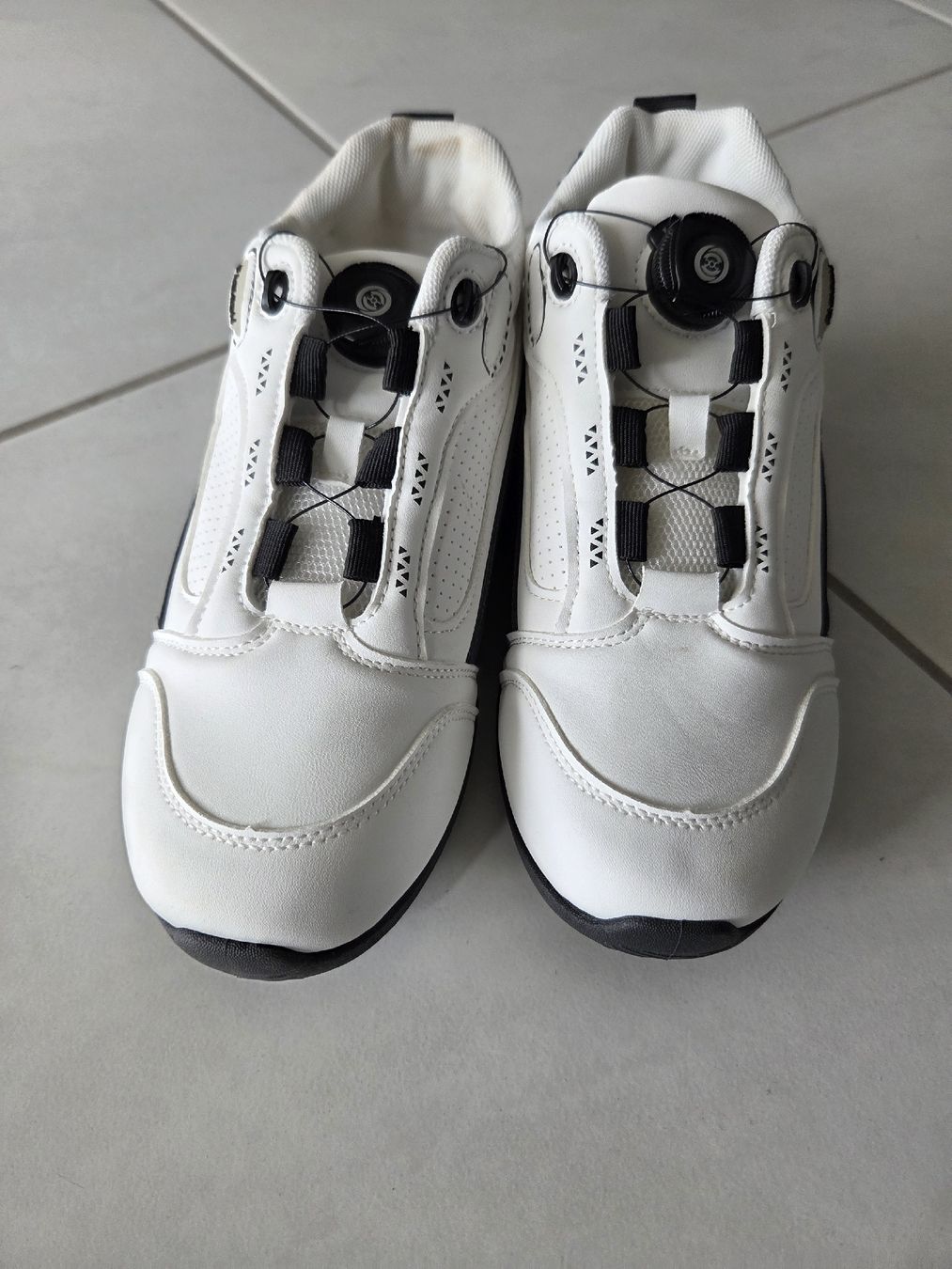 Scarpe da donna: Damen Schuhe Neue gr. 37 – Nuovo (secondo la descrizione) da Bronschhofen venduto da Katrusja 1