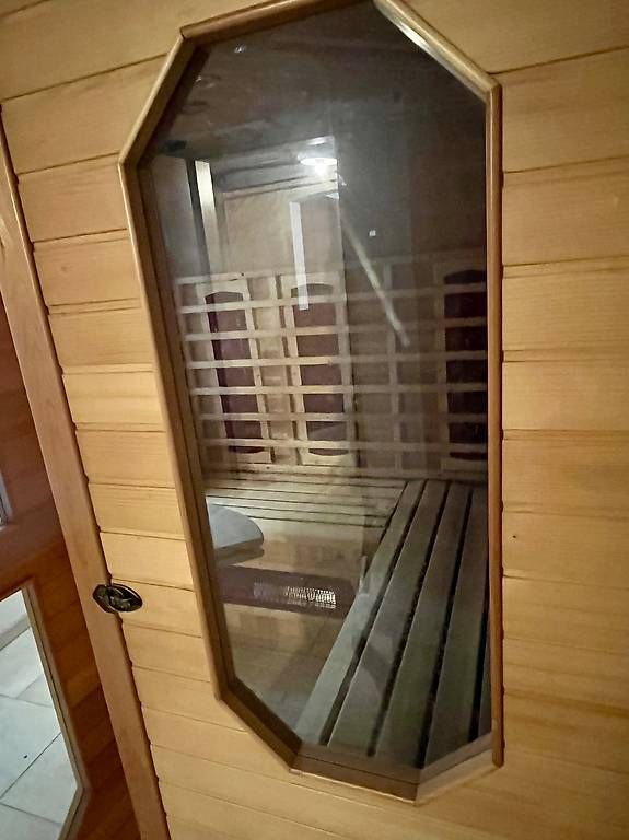 Saunas & Accessoires: Infrarot-Sauna GRATIS! – Défectueux à Halden par asc_svq6 3