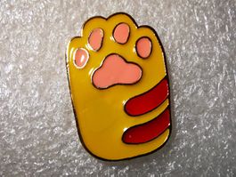 Ansteckpin 50: Katzenpfote