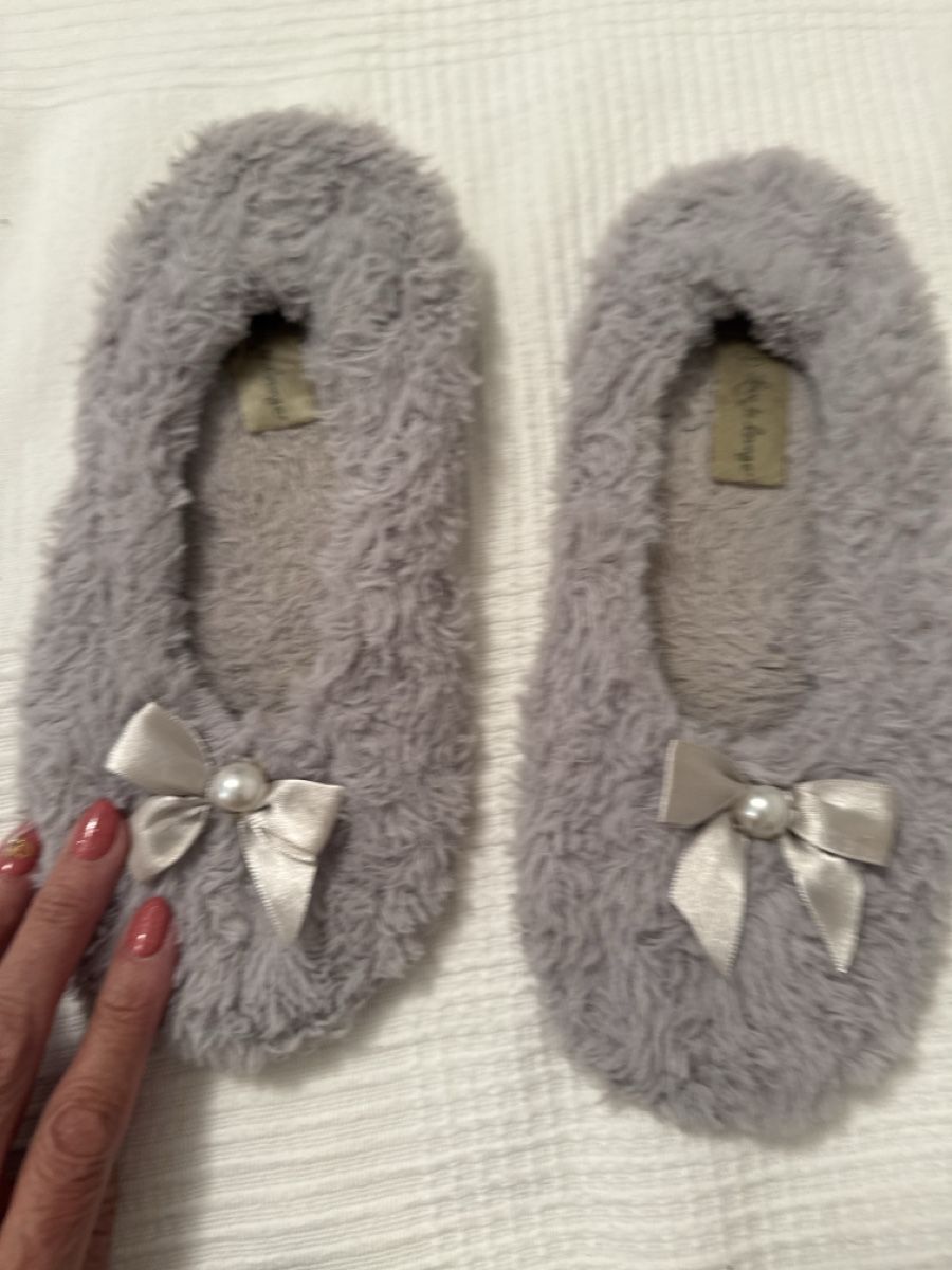 Scarpe da donna: HAUSSCHUHE Gr. 40-41***SEHR PREISWERT*** – Usato da Zürich venduto da Ceca52