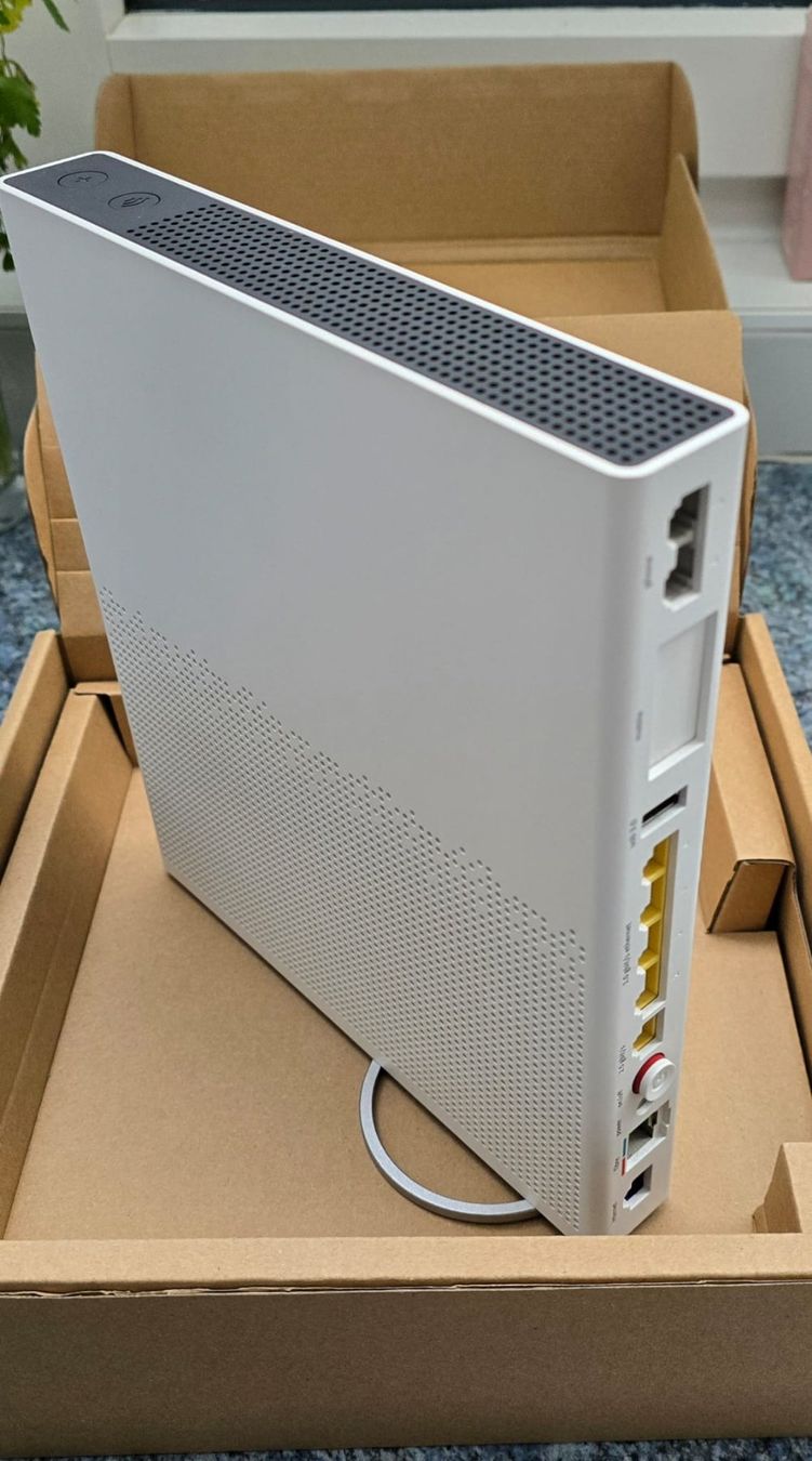 Swisscom Modem & Router: SWISSCOM Internet Box 3 – Nuovo (secondo la descrizione) da Fraubrunnen venduto da wol_ql9p 3