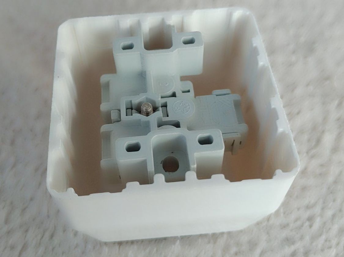 Feller Stecker: Steckdose T13 Feller Standard AP – Neu (gemäss Beschreibung) aus Strengelbach von Phorensic_30 3