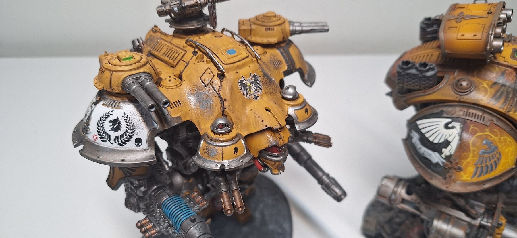 Kits de montage: Imperiale Ritter Warhammer 40k – D'occasion à Basel par BebbiFett 2