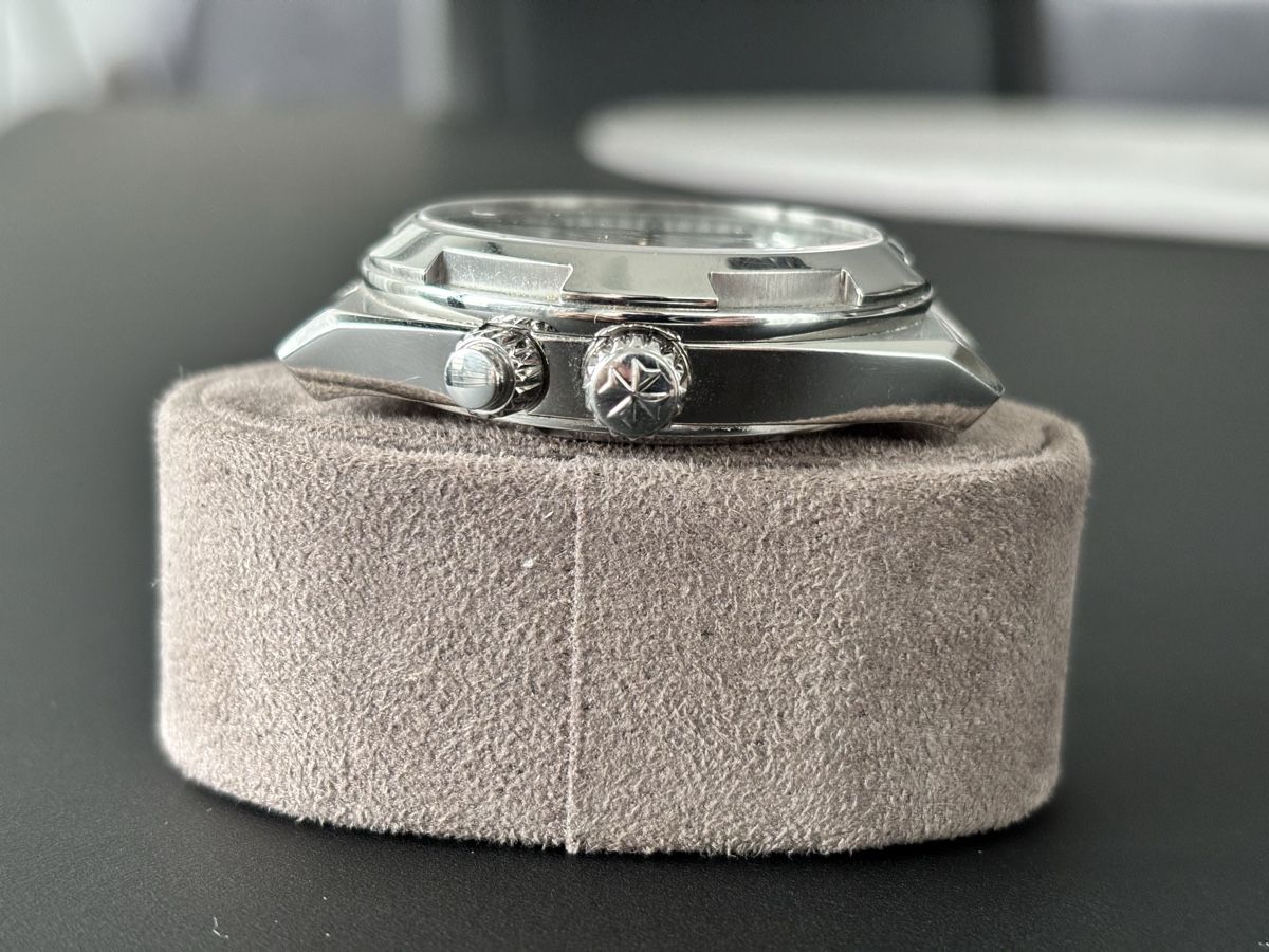 Vacheron Orologi: Vacheron Constantin Overseas Dual Time 7900V Silver Dial – Nuovo (secondo la descrizione) da Dübendorf venduto da ger_7bhx 2