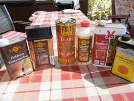 6 bidons produits pour bois + produits à donner