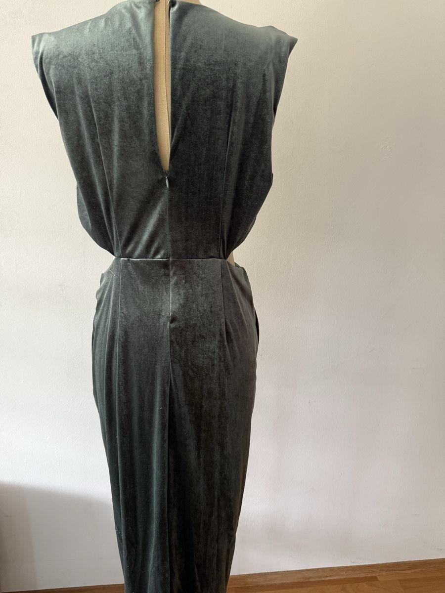 Zara Vestiti: Zara Abendkleid Grösse M – Usato da Stallikon venduto da Weihnachtsgnom 2