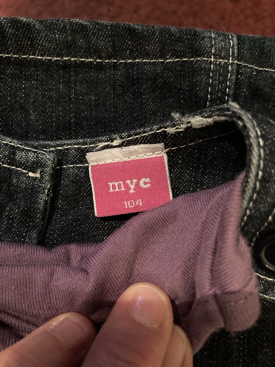 Vestiti & Gonne: Jeans Rock mit Tshirt 104 – Nuovo (secondo la descrizione) da Kesswil venduto da Branca-01 5