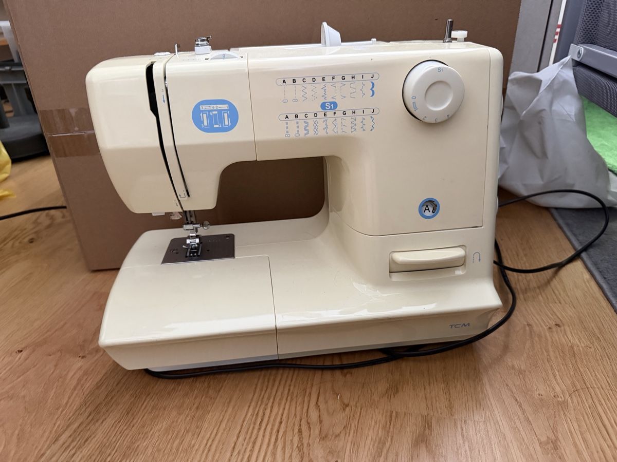 Macchine da cucire: Nähmaschine tcm – Difettoso da Pratteln venduto da Quaergy